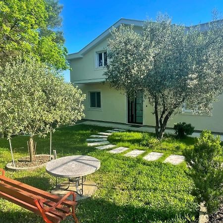 Apartamento Petivat Gardens Exterior foto
