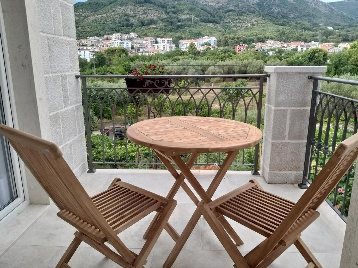 Apartamento Petivat Gardens Exterior foto