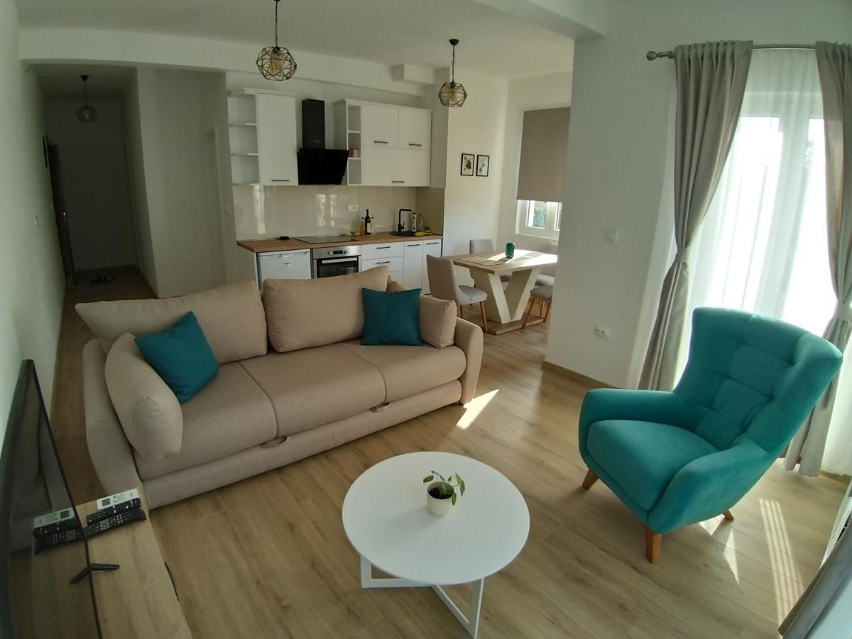 Apartamento Petivat Gardens Exterior foto