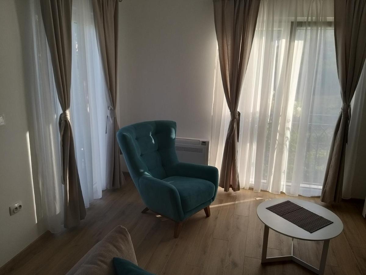 Apartamento Petivat Gardens Exterior foto