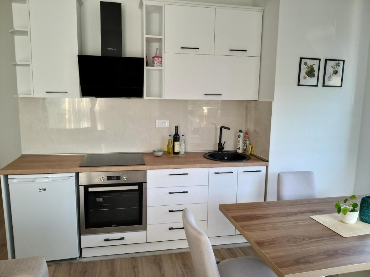 Apartamento Petivat Gardens Exterior foto