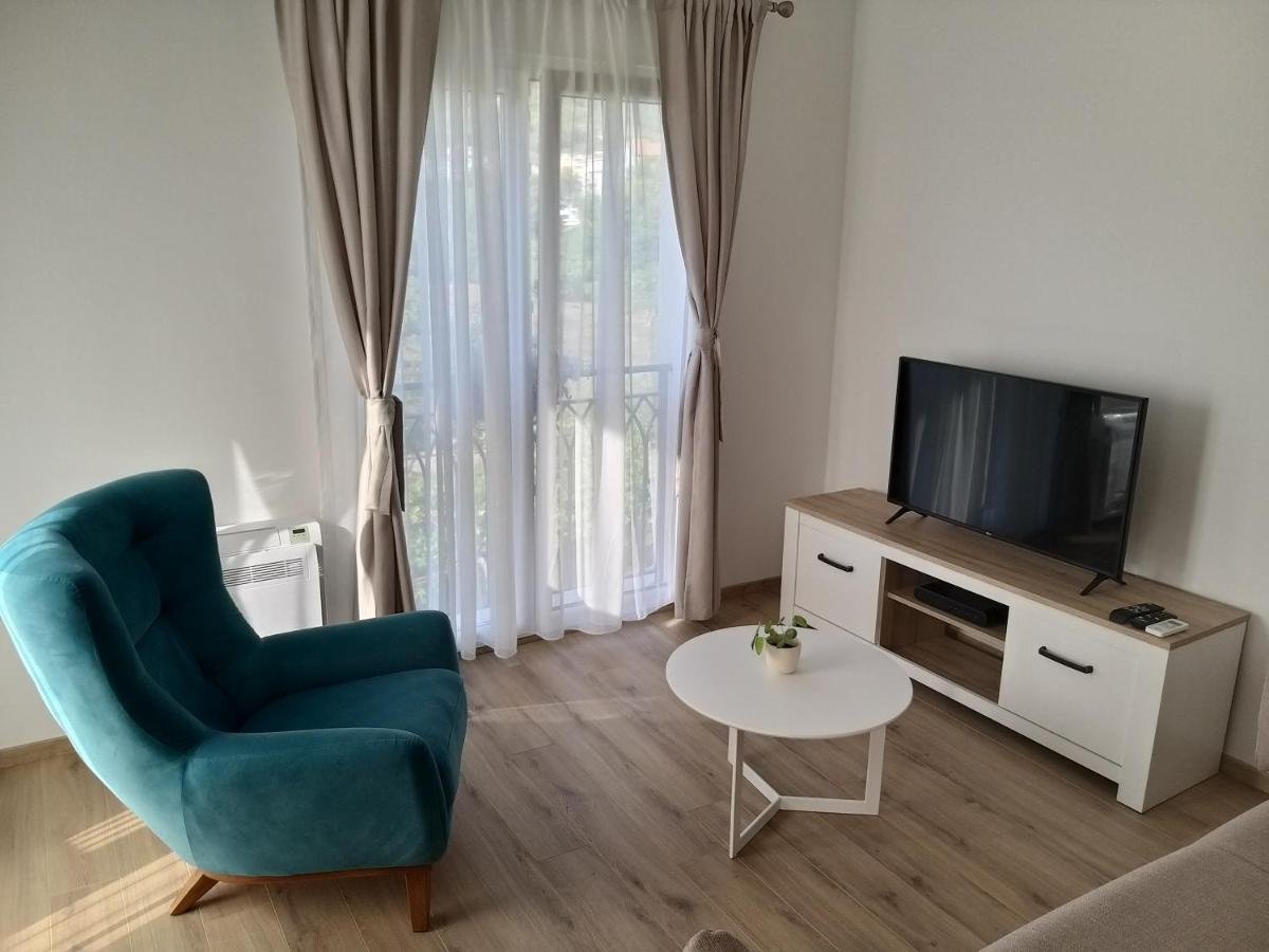 Apartamento Petivat Gardens Exterior foto