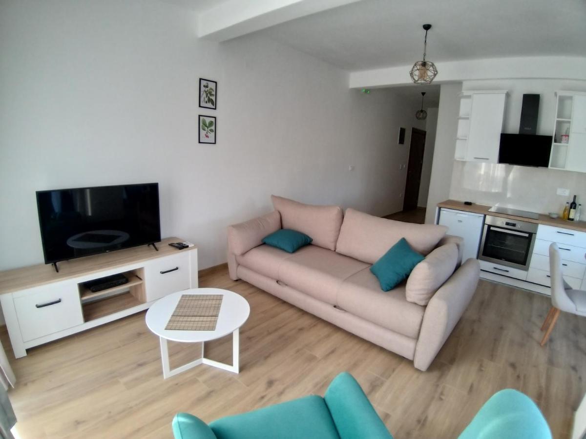 Apartamento Petivat Gardens Exterior foto